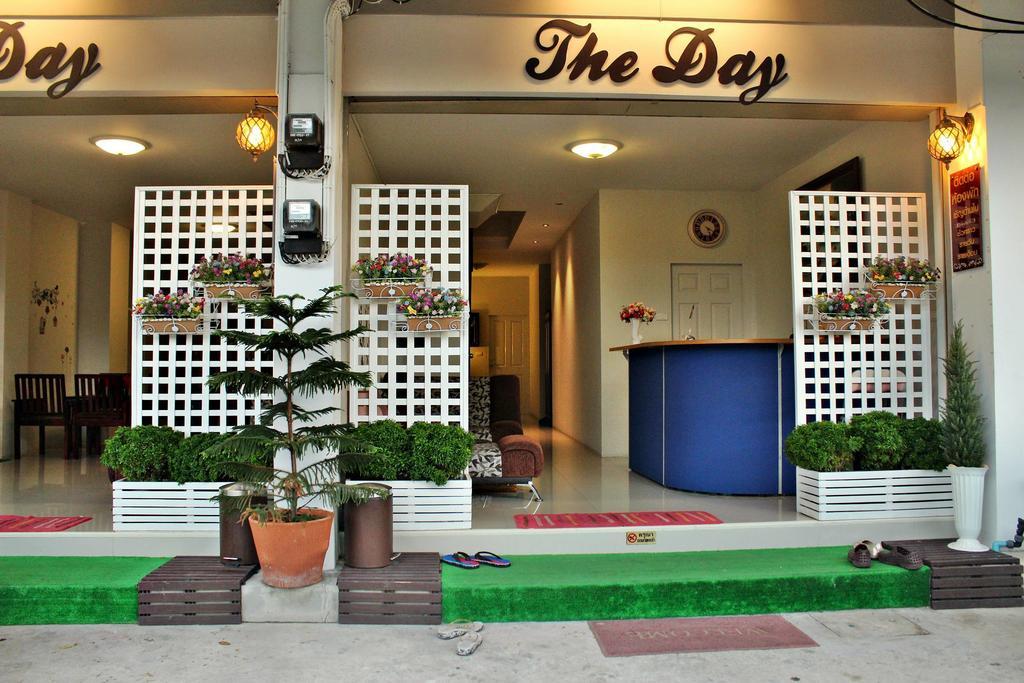 The Day Hotel Чонбурі Екстер'єр фото