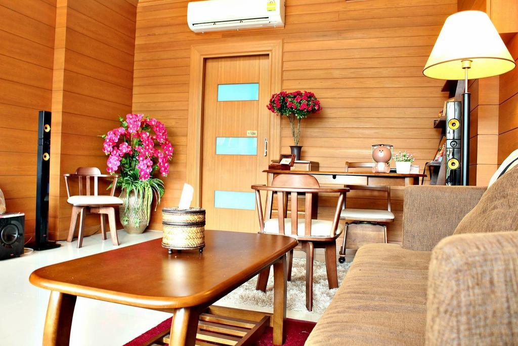 The Day Hotel Чонбурі Номер фото